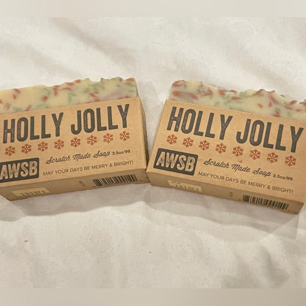 AWSB Holly Jolly Handmade Christmas Soap Set 2 Essential Oils Holly Wintergreen